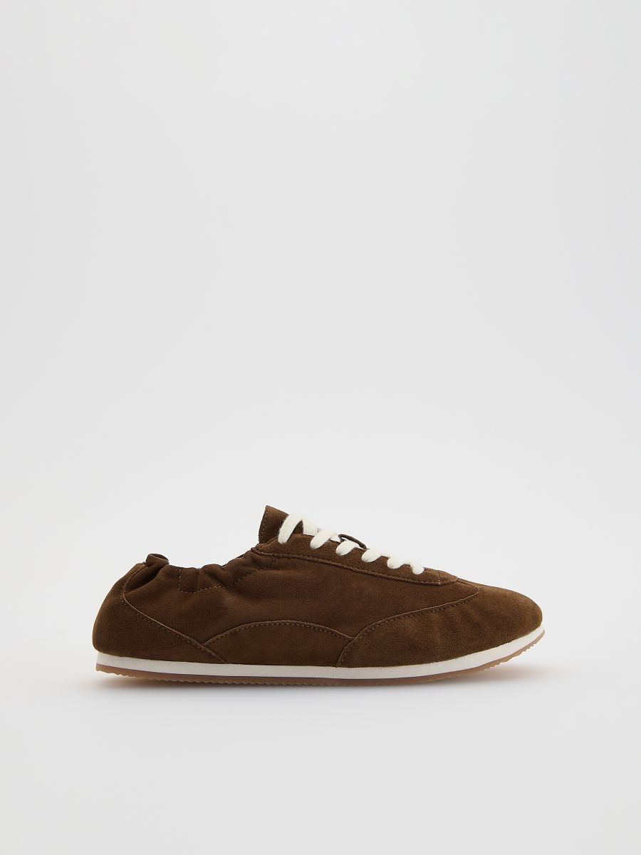 Skórzane sneakersy - beżowy - RESERVED