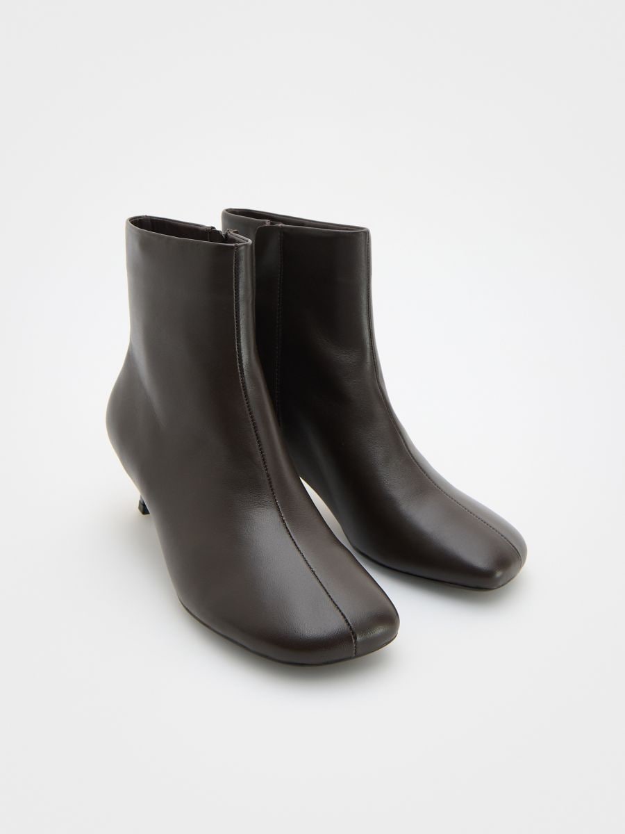 Stivaletti in pelle con tacco - marrone scuro - RESERVED - 3