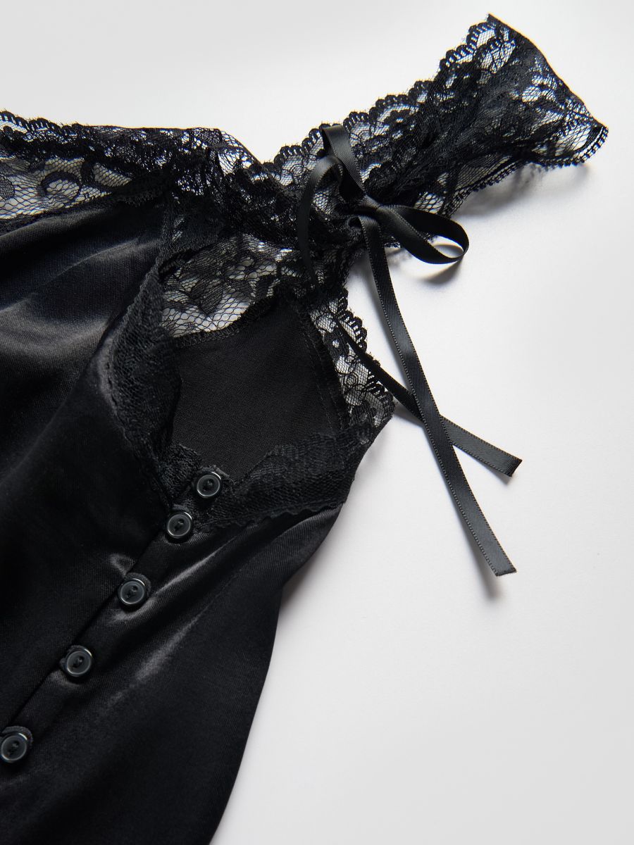 Top z koronkowym zdobieniem Kolor czarny - RESERVED - 096IC-99X