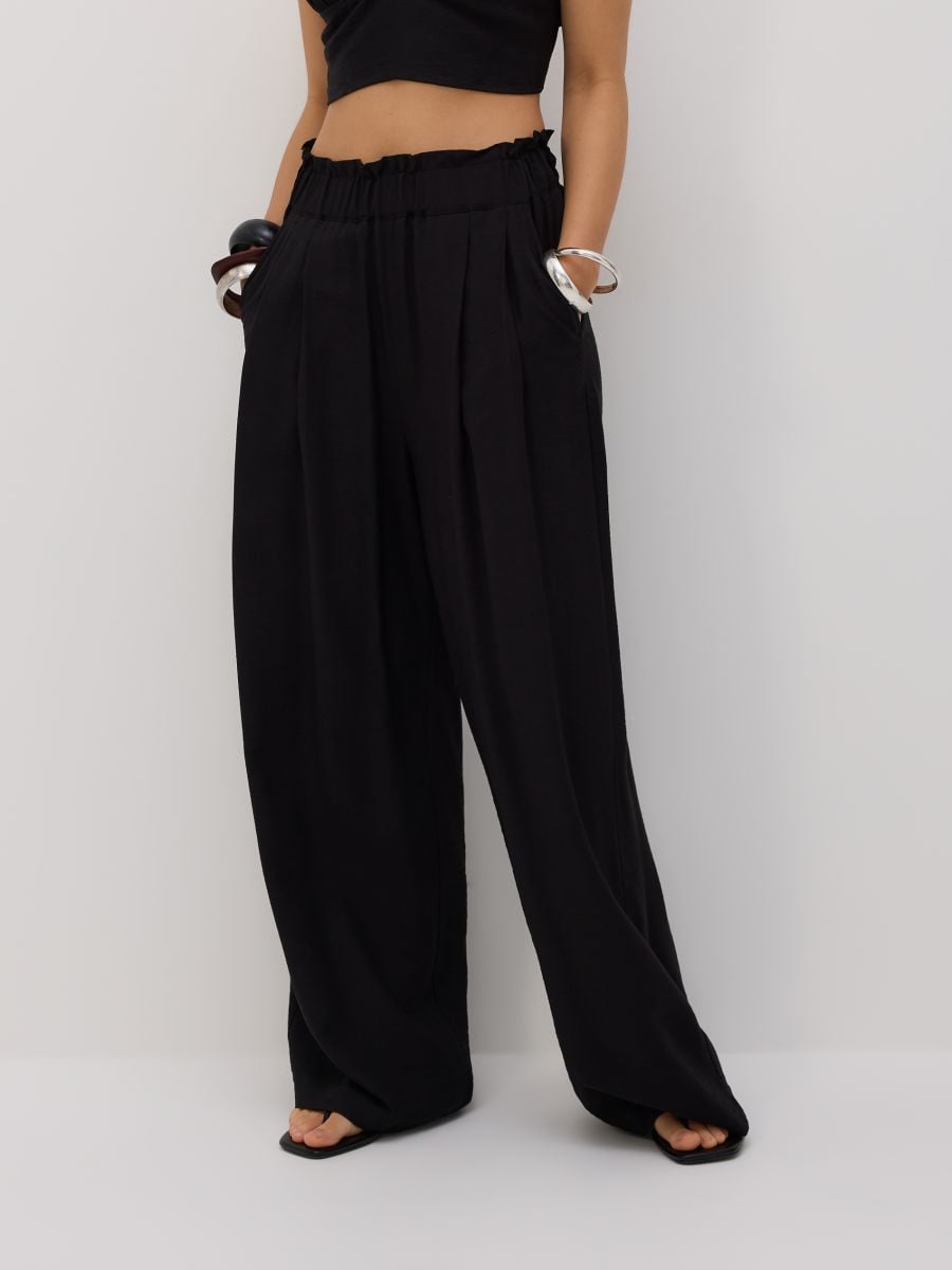 Loose trousers with pleats - black - RESERVED - 4