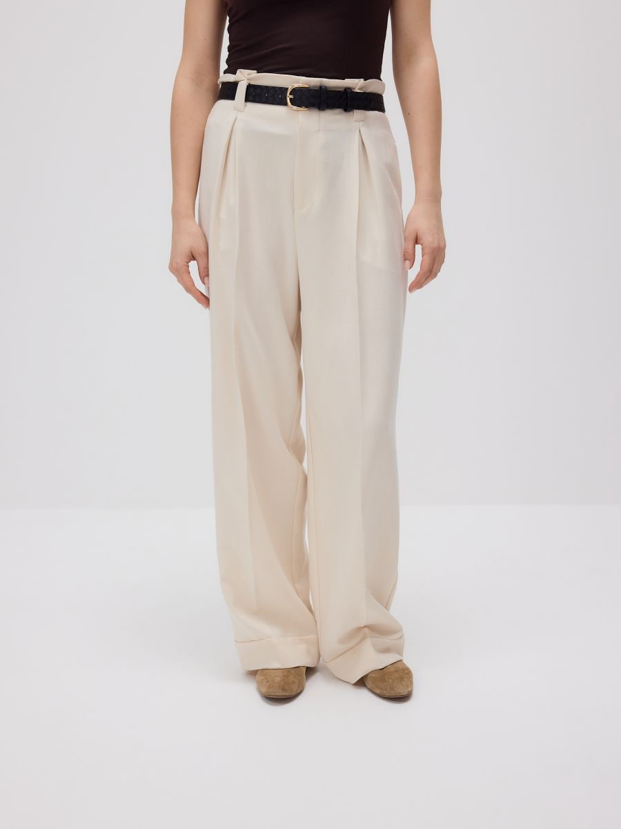 Wide leg trousers with belt - white - RESERVED