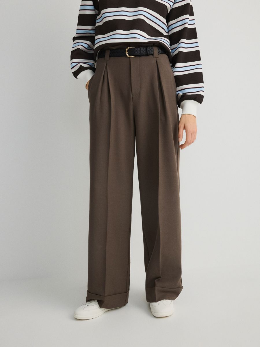 Wide leg trousers with belt - brown - RESERVED