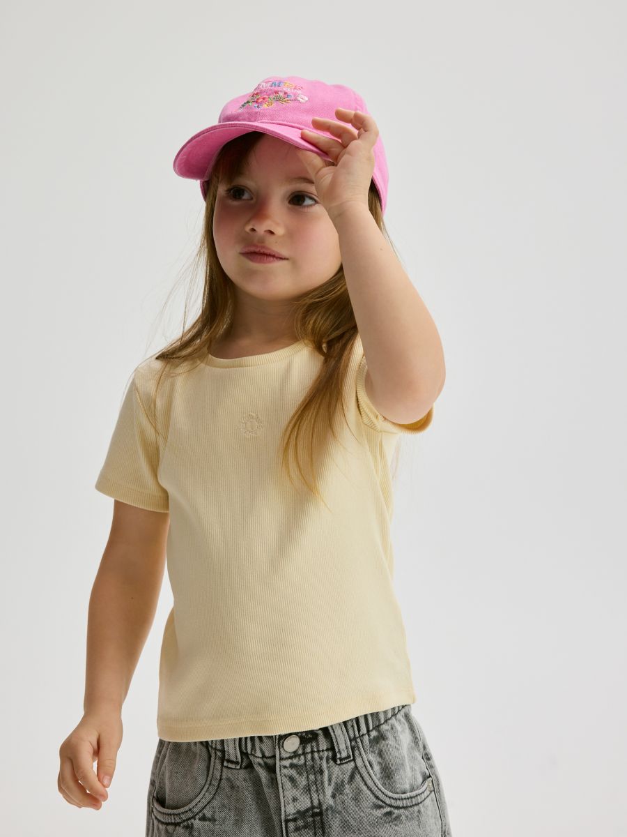 Cap with embroidery - fuchsia - RESERVED - 5