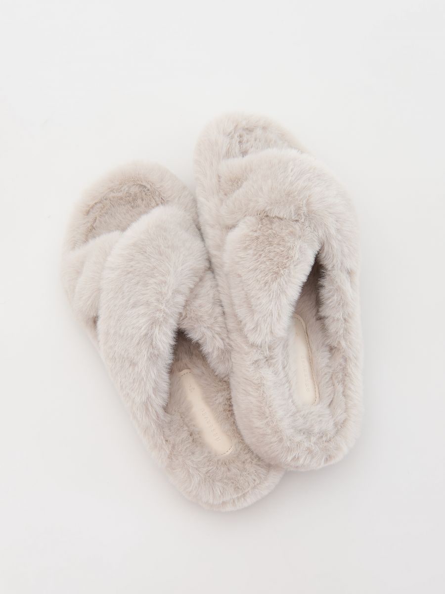 Faux fur sliders - light grey - RESERVED - 3