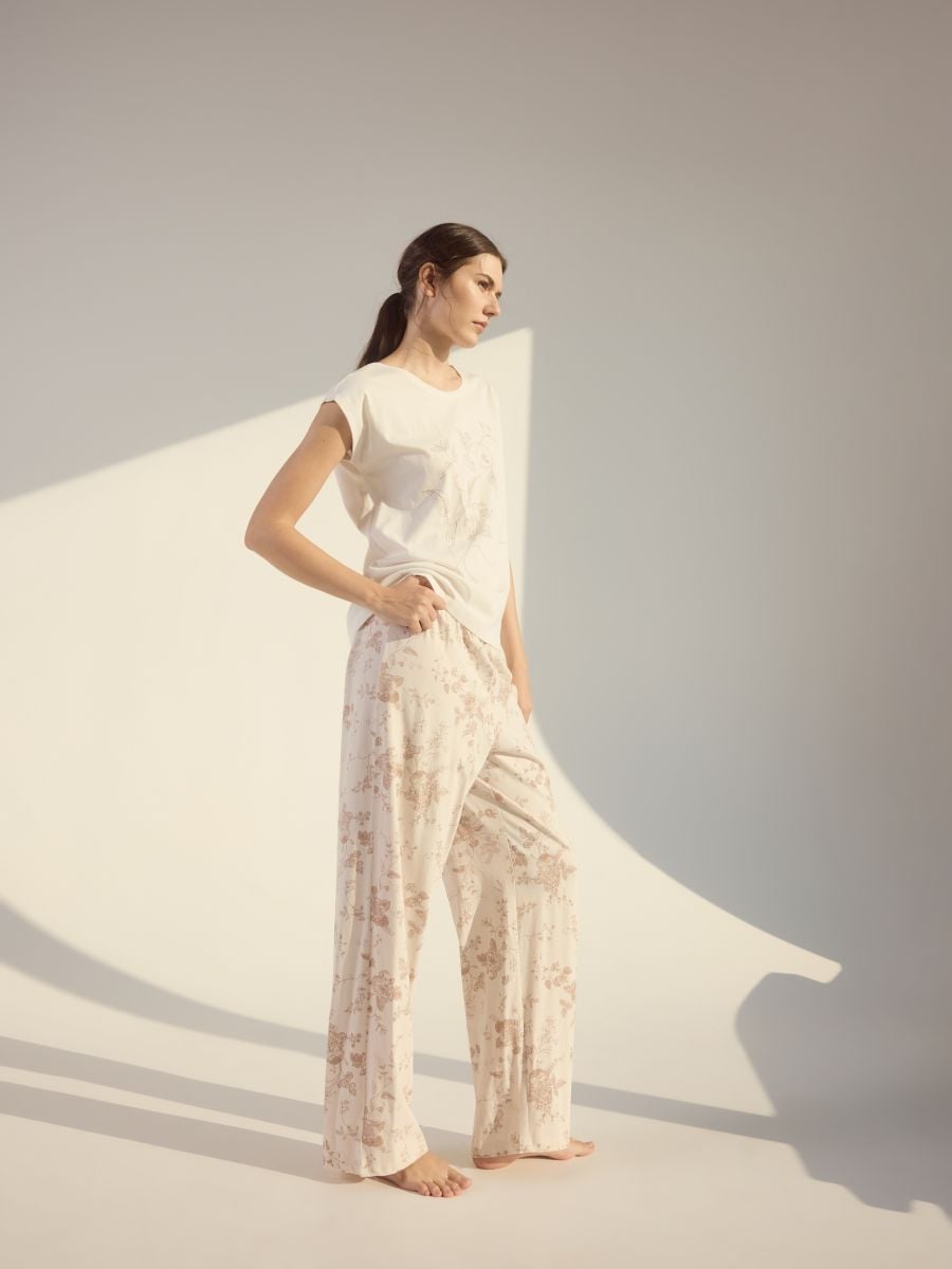 Zweiteiliges Pyjama-Set - beige - RESERVED