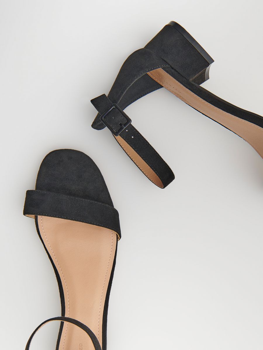 Low heel sandals - black - RESERVED - 6