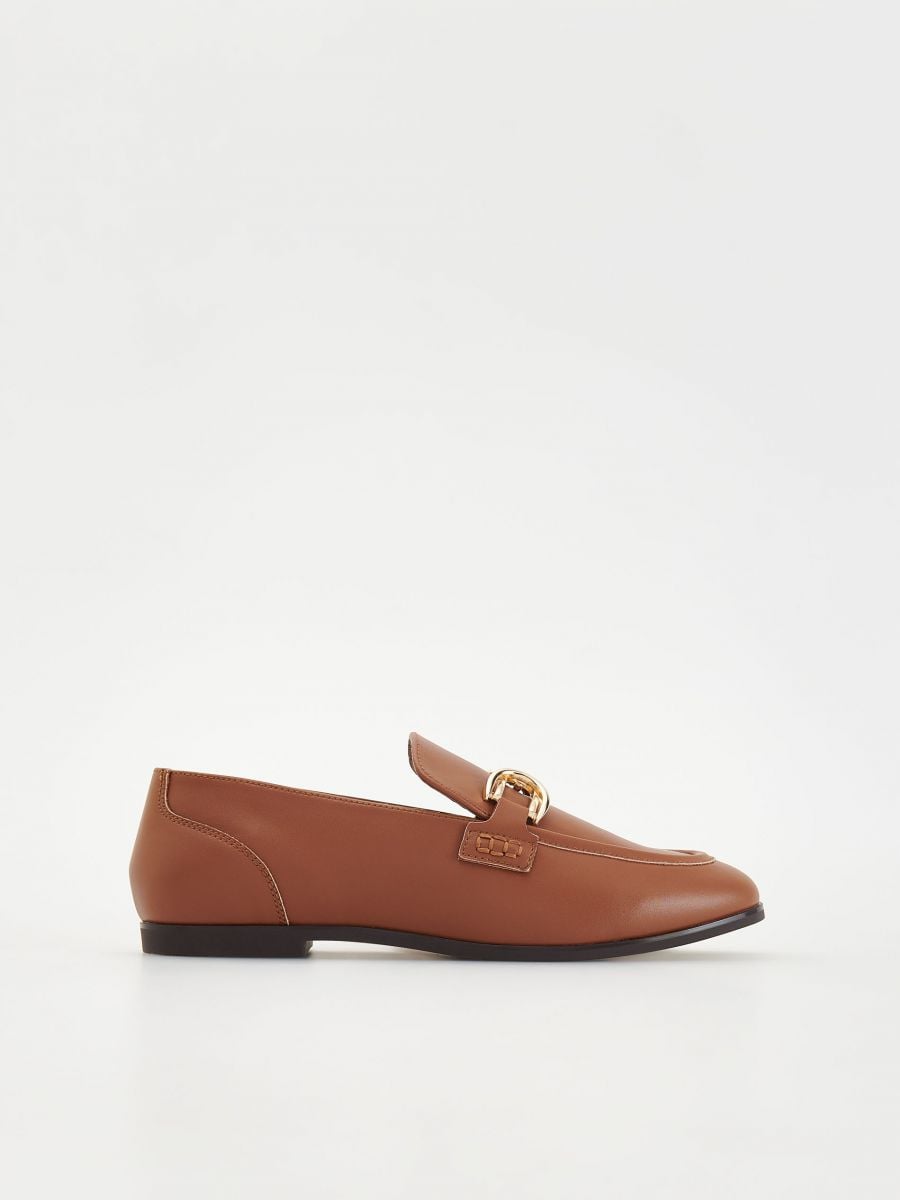 Loafers i läder - GYLLENBRUN - RESERVED
