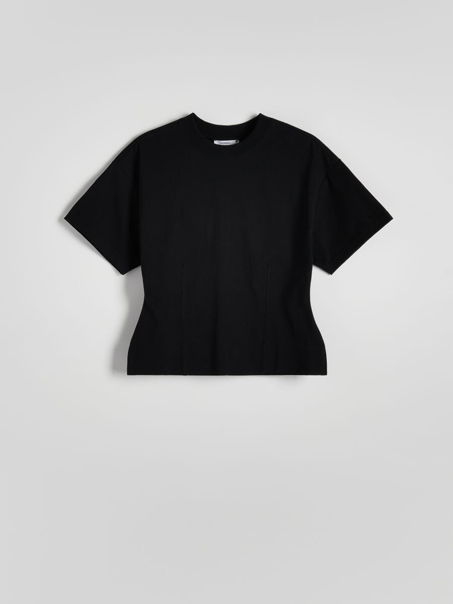 KLEIDUNG | RESERVED