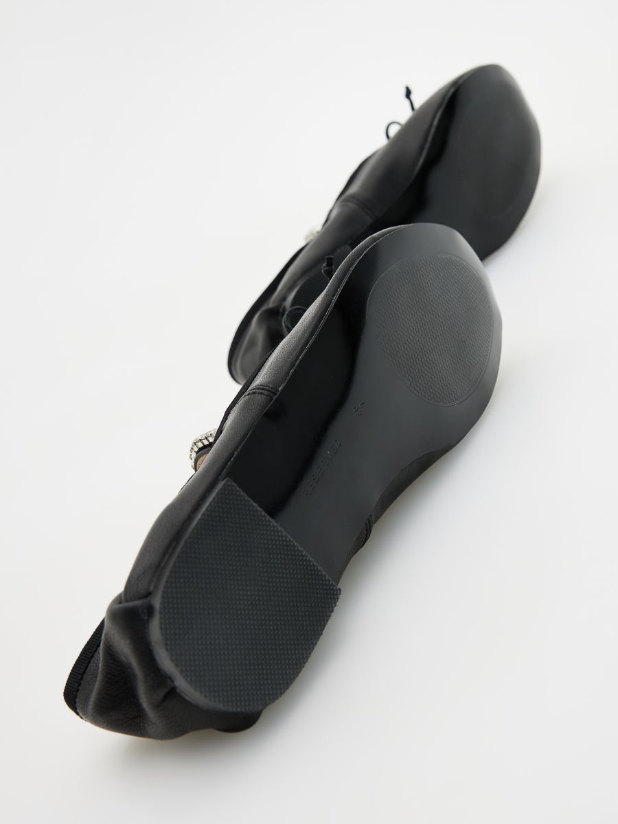 Ballerine in pelle con cinturino - nero - RESERVED - 6
