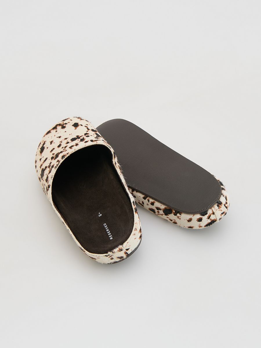 Leather mules with animal motif - multicolor - RESERVED - 3