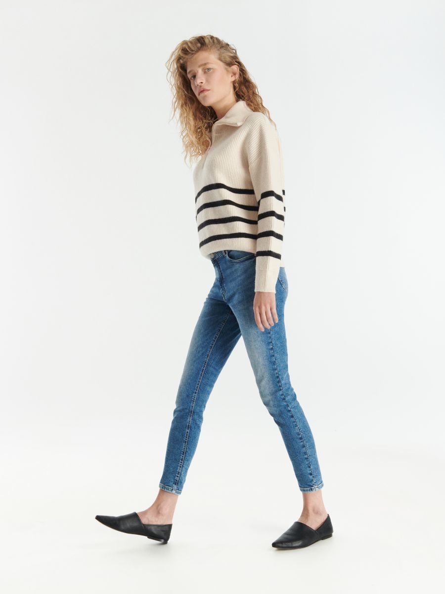 Kavbojke slim push up - modra - RESERVED - 2