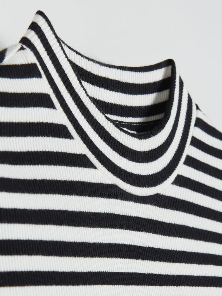 Stripe rib knit turtleneck - black - RESERVED - 4