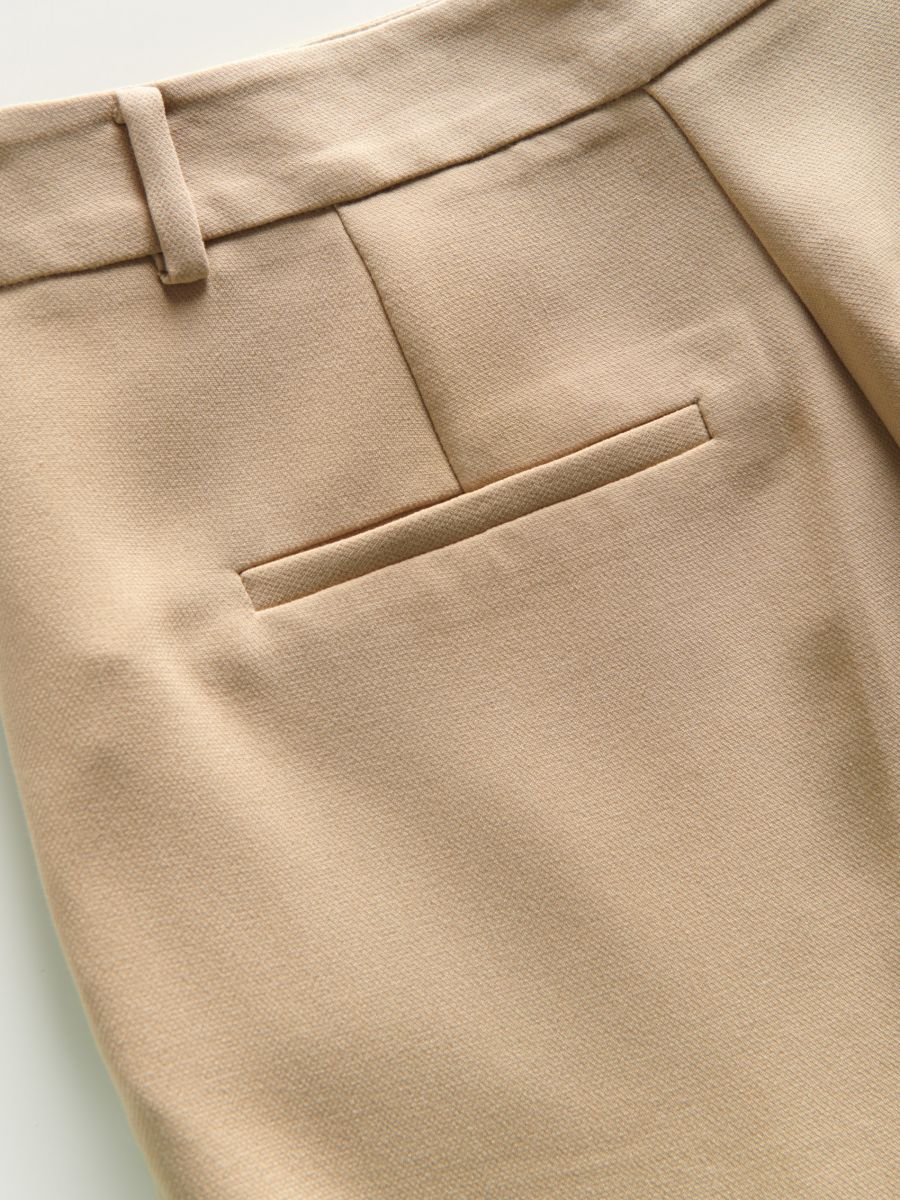 Elegant trousers with pressed crease - beige - RESERVED - 6