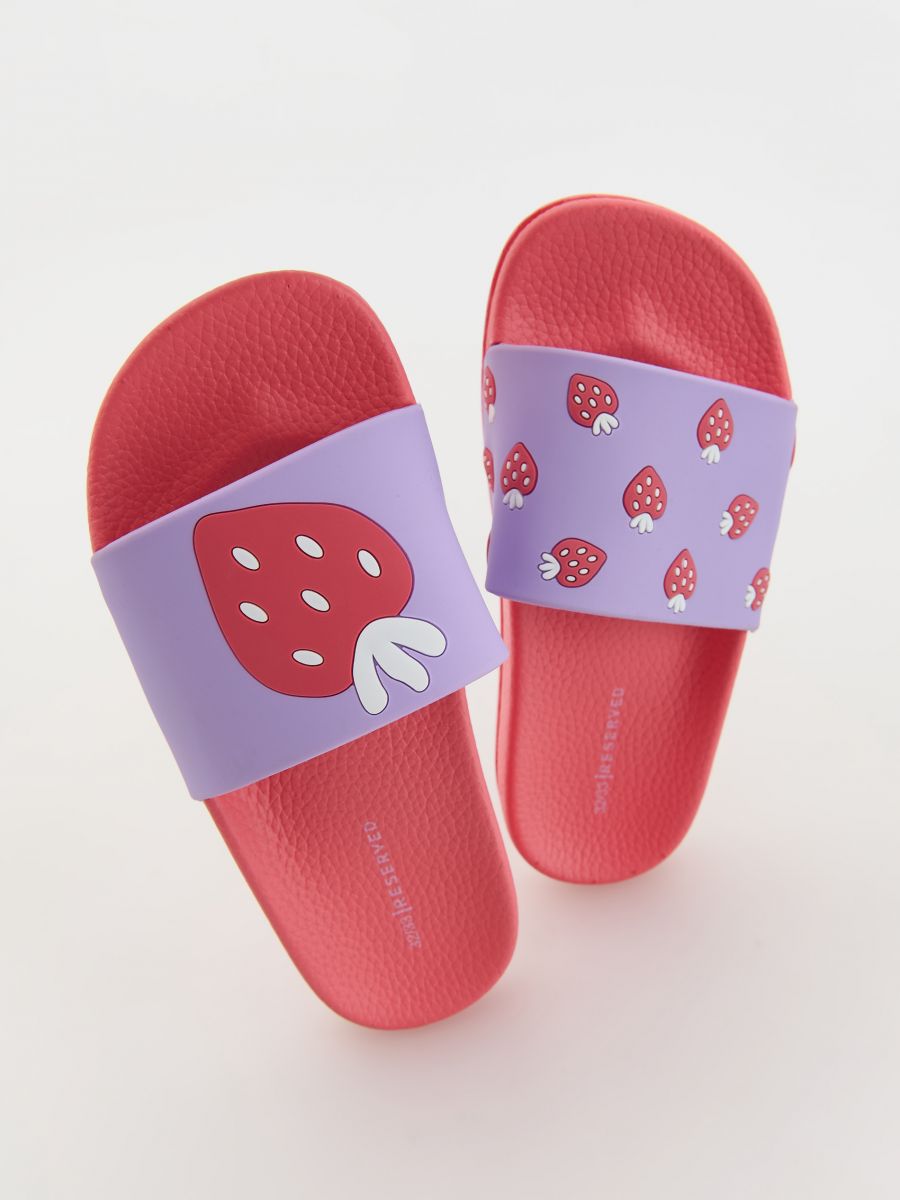 Slippers met aardbeimotief - HOT PINK - RESERVED