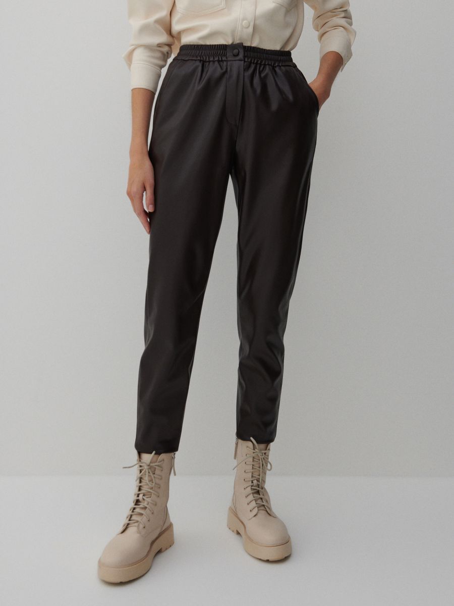 Jogger pantalone od veštačke kože - tamno braon - RESERVED - 2