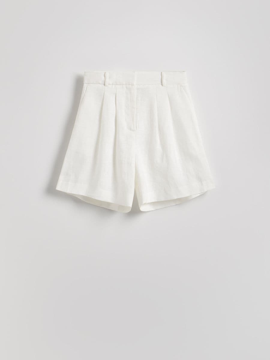 LADIES` SHORTS - білий - RESERVED