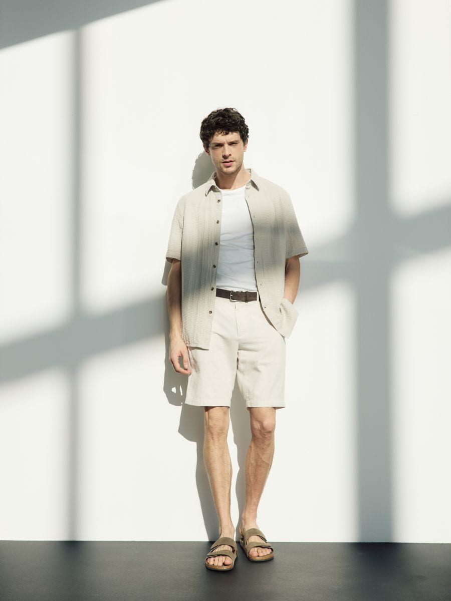 Hemd im Regular-Fit aus Strukturstoff - beige - RESERVED - 3