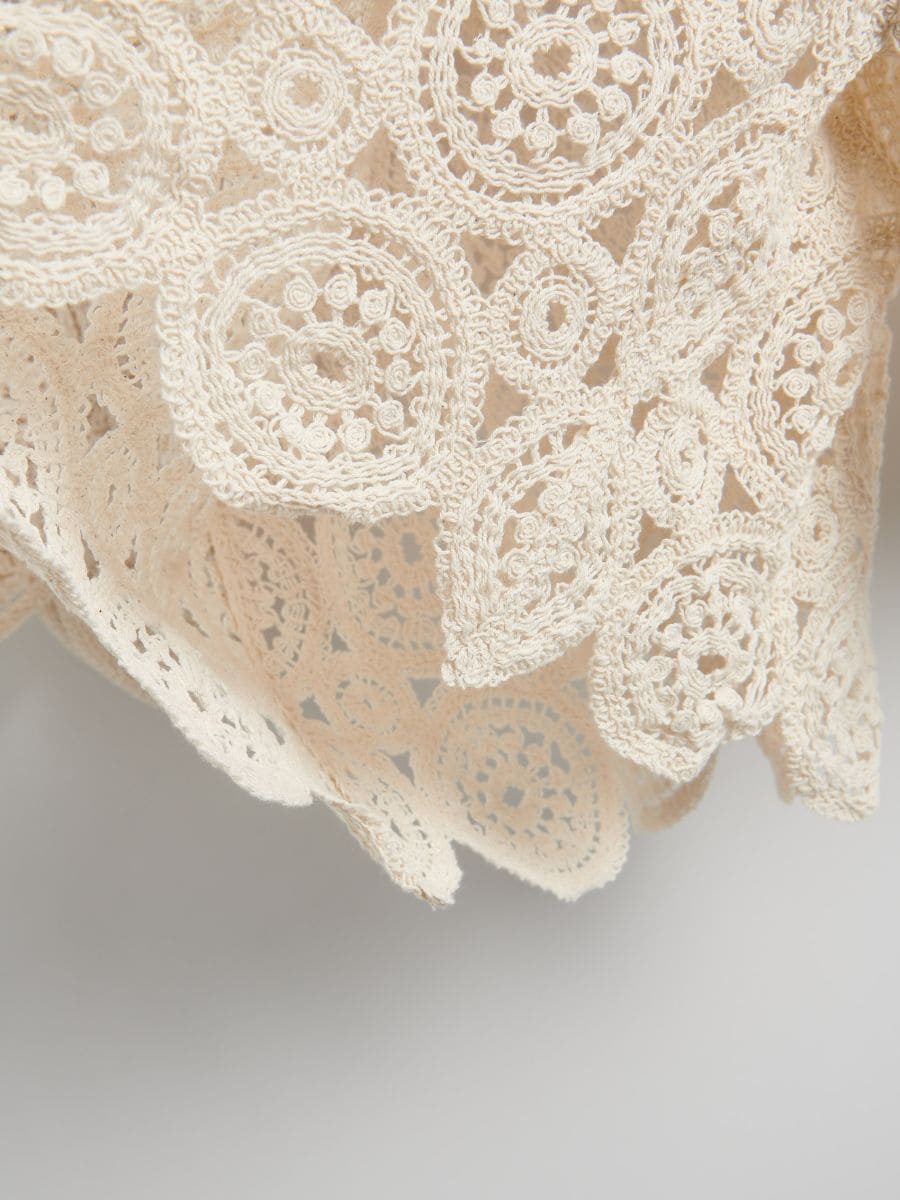 Pullover mit Lochmuster - creme - RESERVED - 6