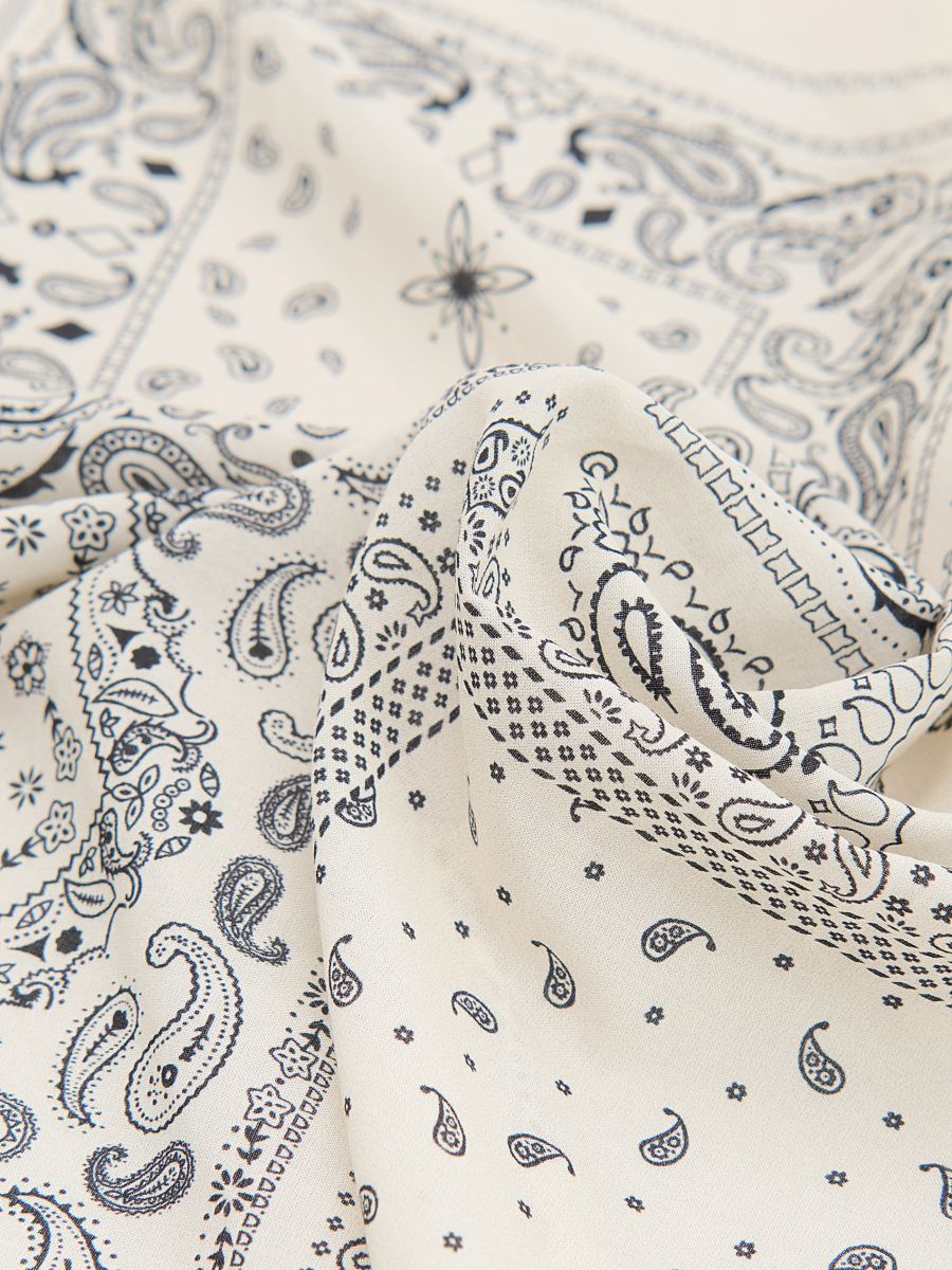 Viscose blend patterned scarf - white - RESERVED - 3