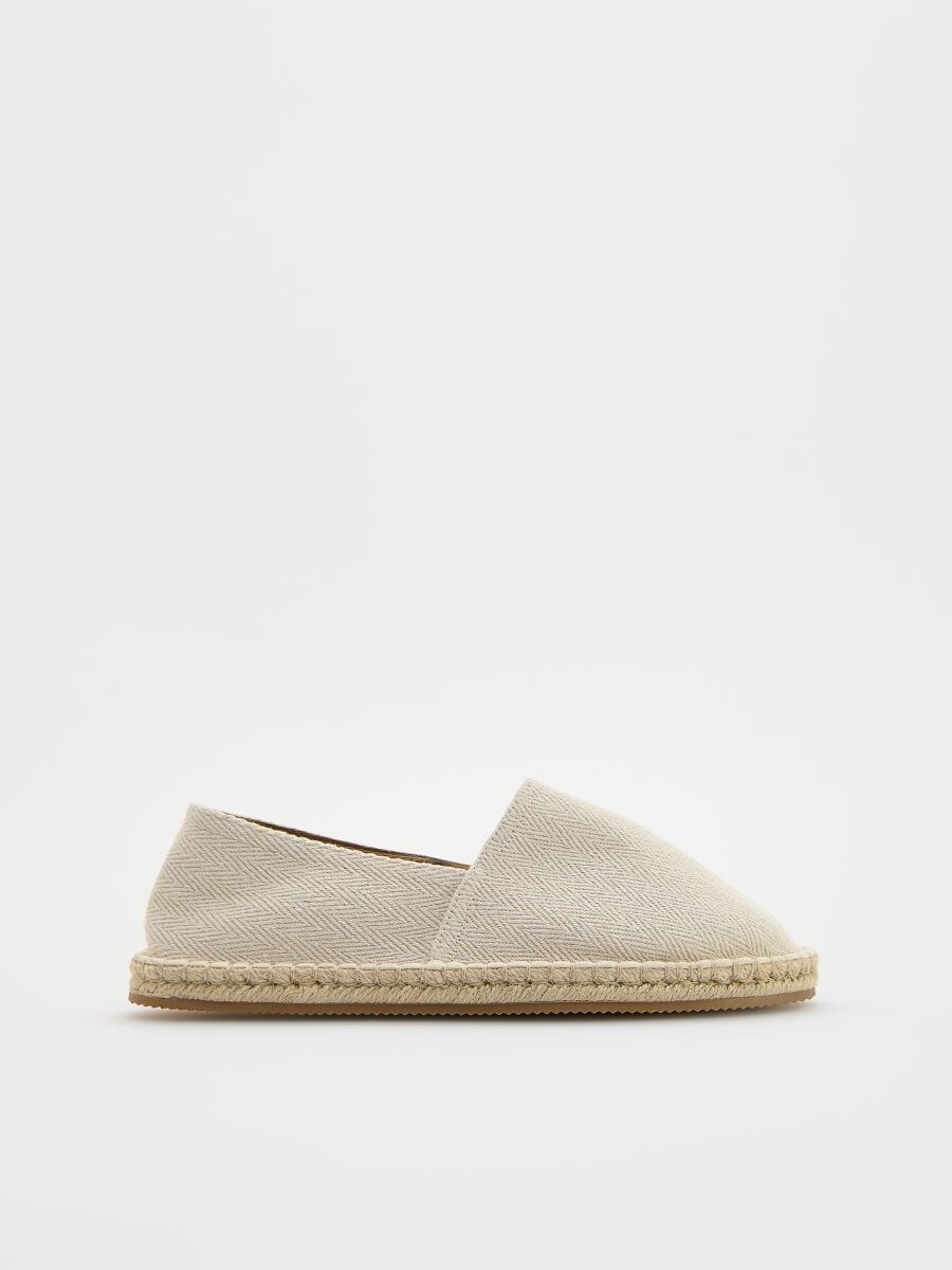 Gewebte Espadrilles - beige - RESERVED