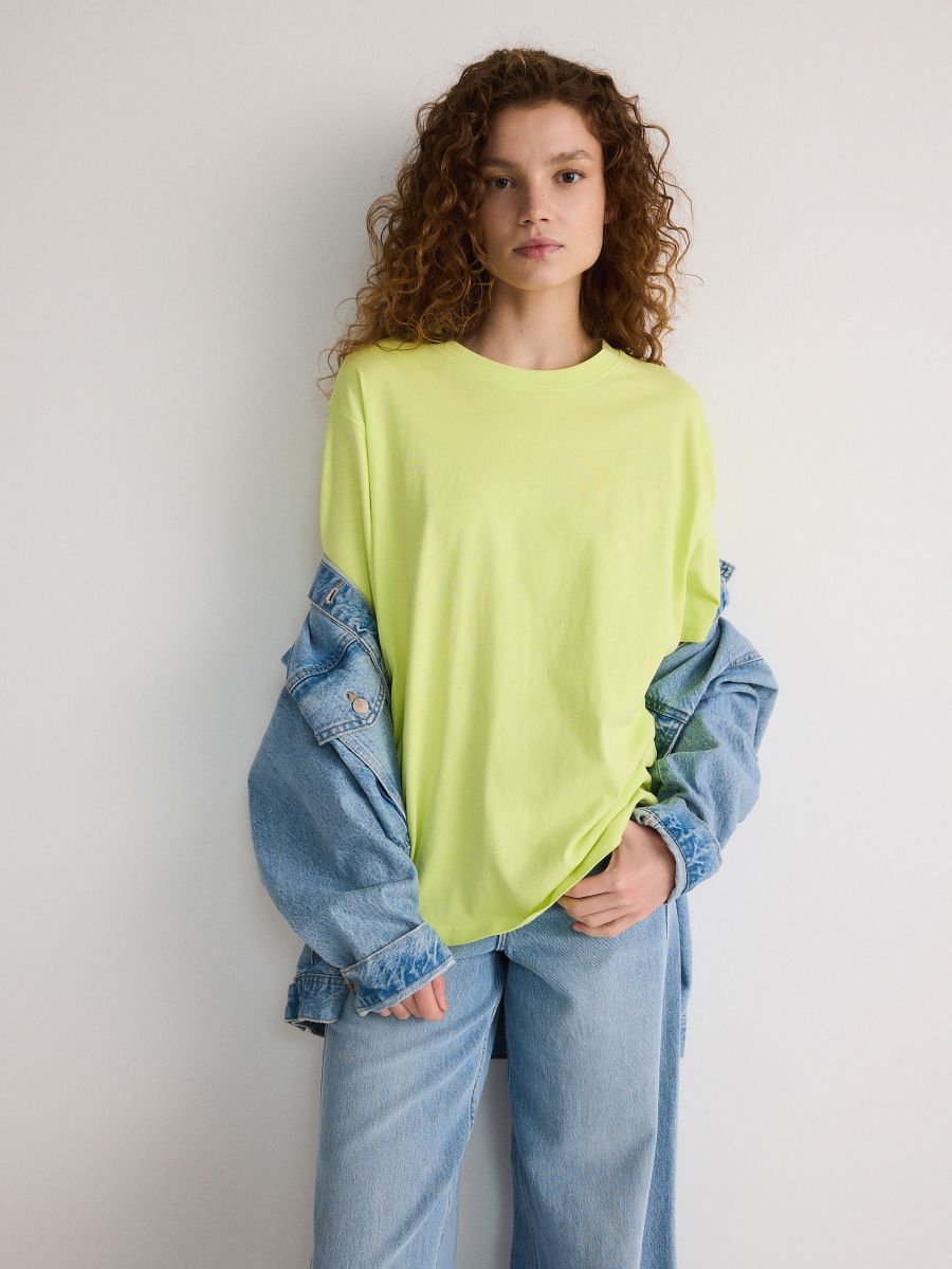 Oversized T-shirt - light green - RESERVED