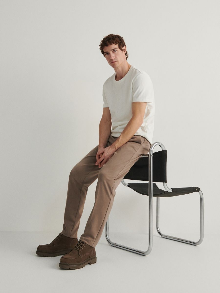 Pressed crease chino slim trousers - beige - RESERVED