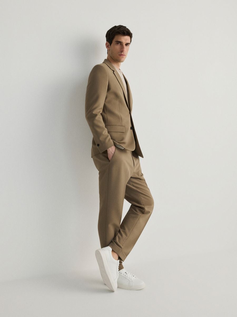 Carrot trousers - beige - RESERVED