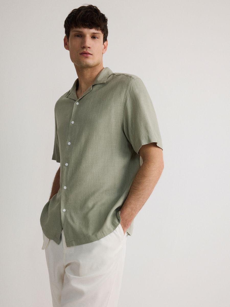 Camicia comfort misto viscosa Colore verde oliva chiaro RESERVED 2223W 81X