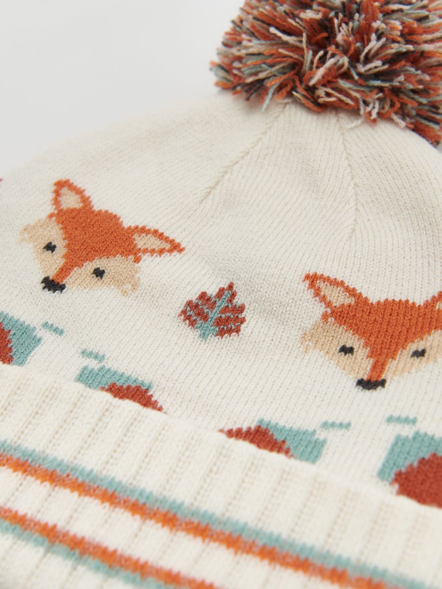 Fox pattern beanie - cream - RESERVED - 2