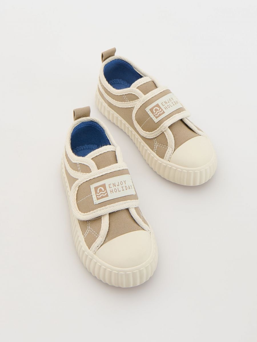 BOYS` SNEAKERS - bež - RESERVED