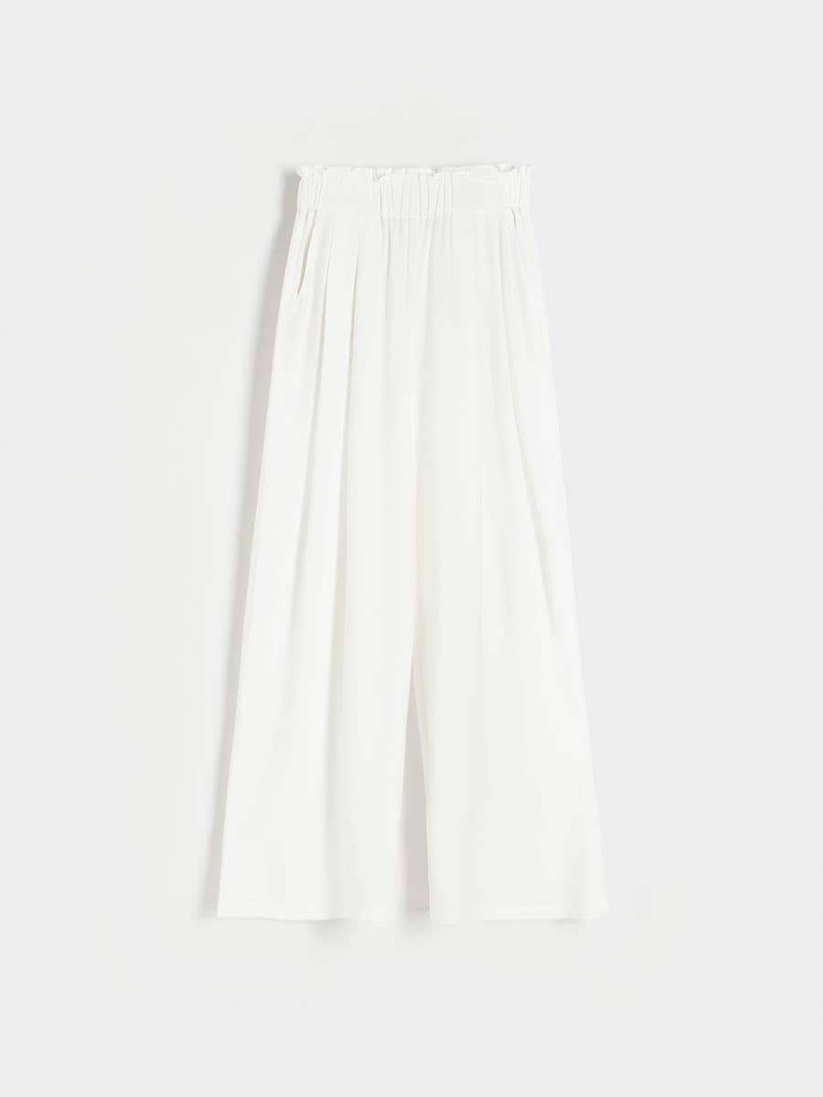 Lenzing™ Ecovero™ rich trousers - cream - RESERVED - 3