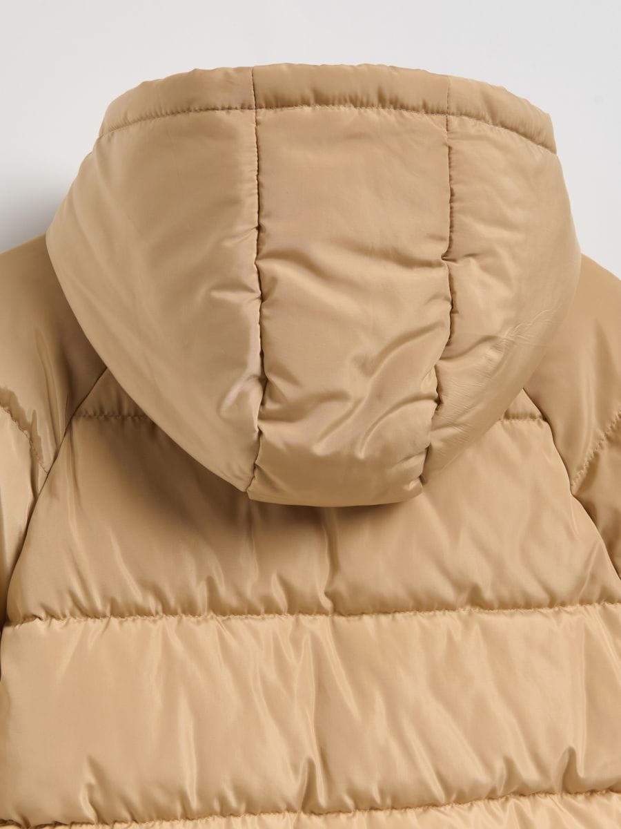 Wodoodporna kurtka z kapturem Kolor beżowy - RESERVED