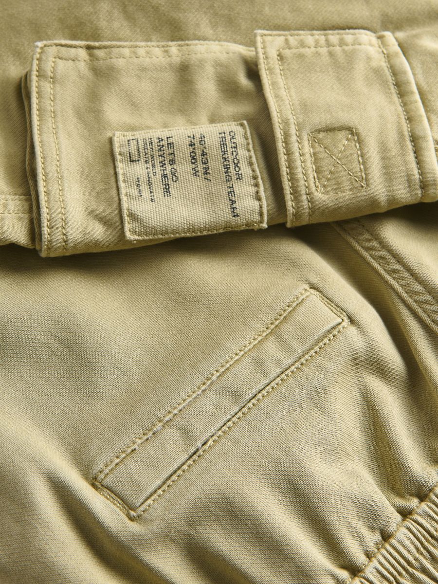 Elastic cargo shorts - pale green - RESERVED - 3