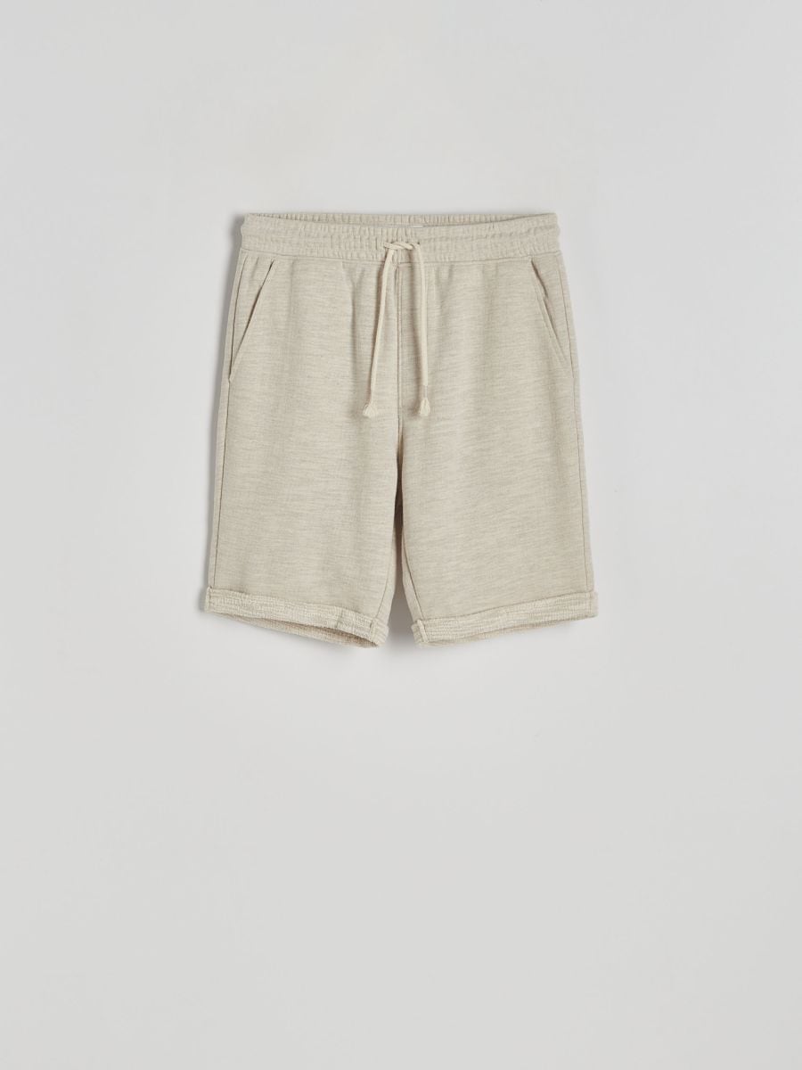 Regular fit short van structuurstof - beige - RESERVED