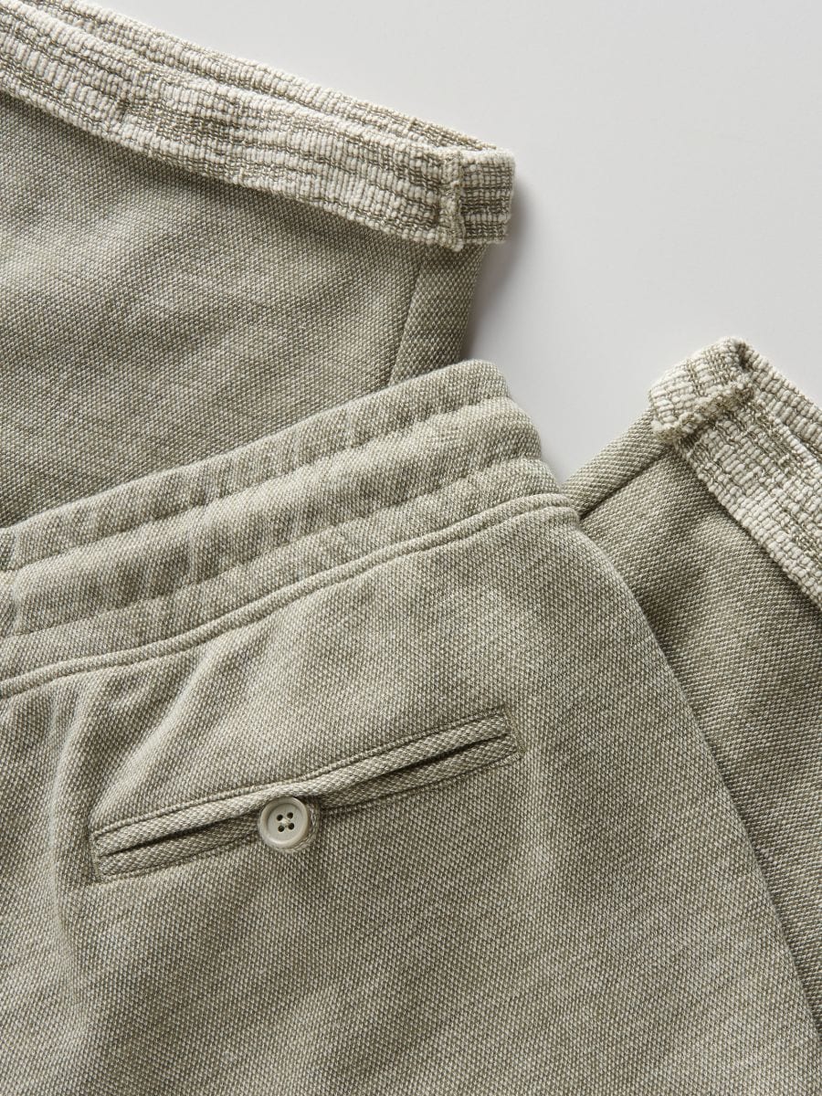 Regular structural fabric shorts - dusty green - RESERVED - 2