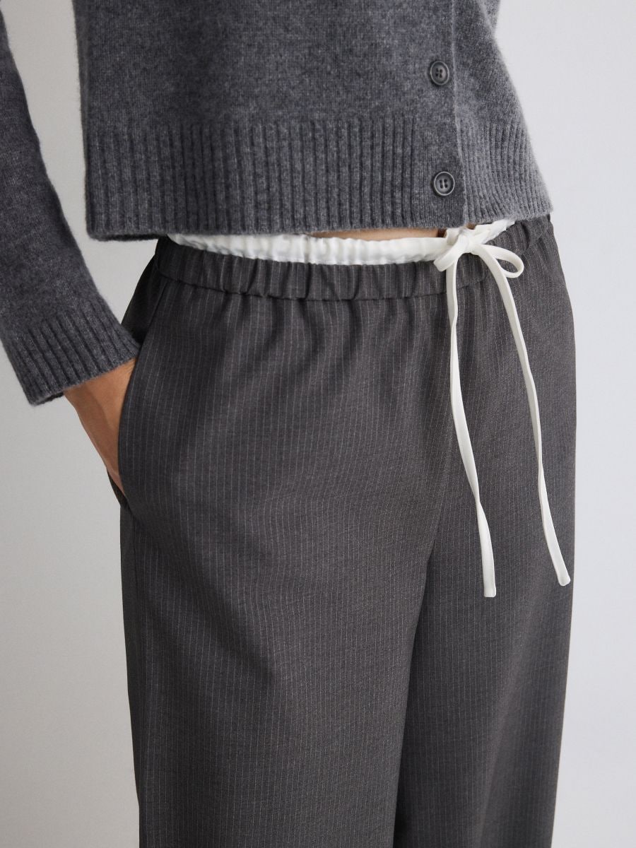 Joggers - mid grey - RESERVED - 5