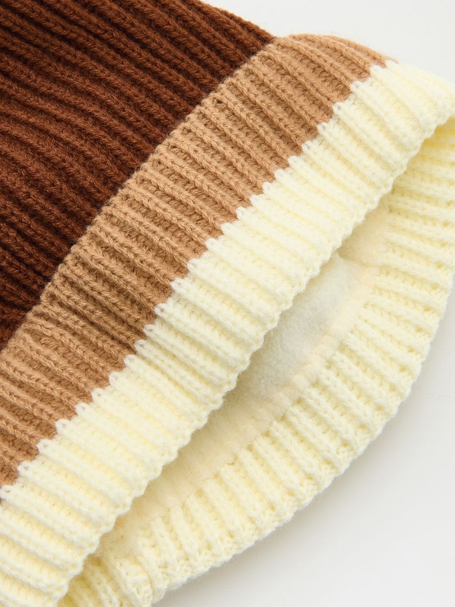 Beanie with pom pom - nude - RESERVED - 3