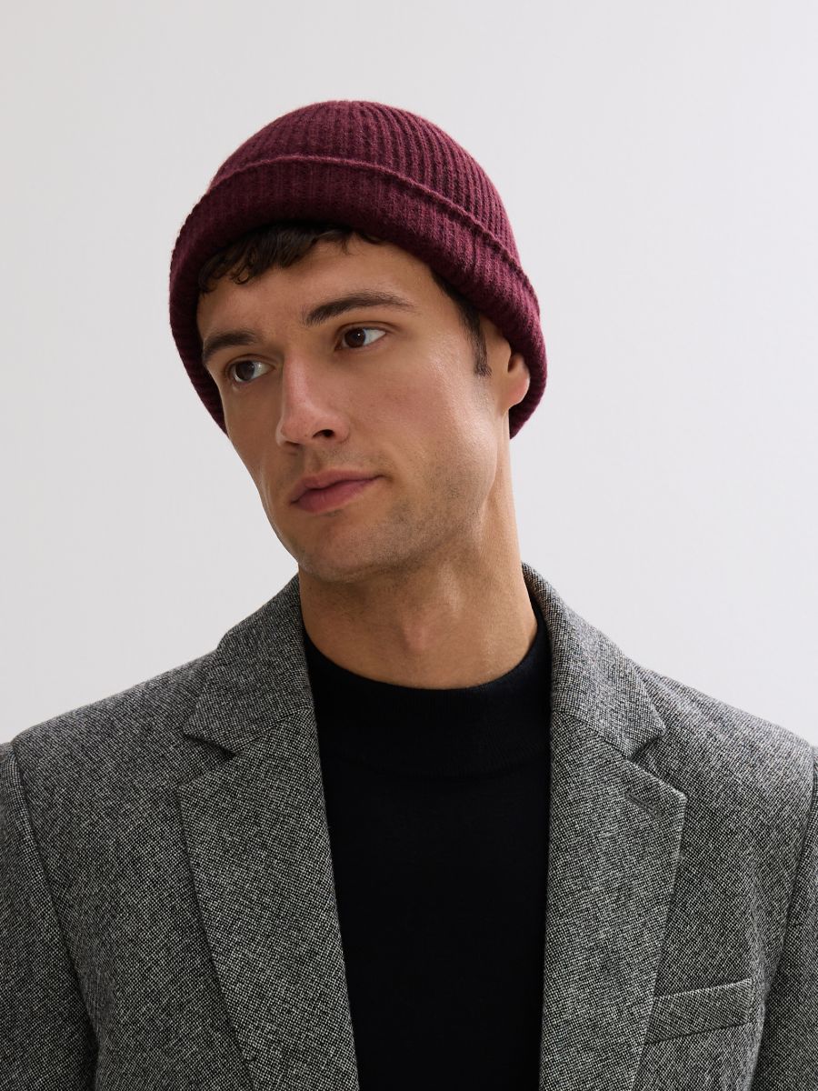 Wool rich beanie with cashmere blend - burgundy - RESERVED