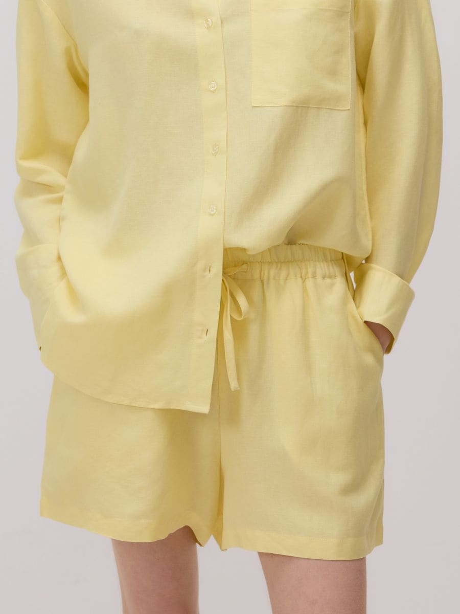 Shorts with linen blend - yellow - RESERVED - 3