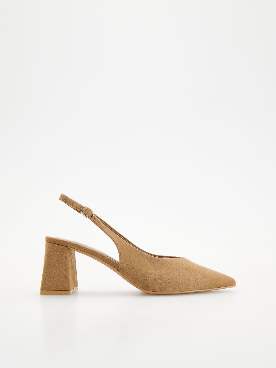 LADIES` PUMPS - beige - RESERVED