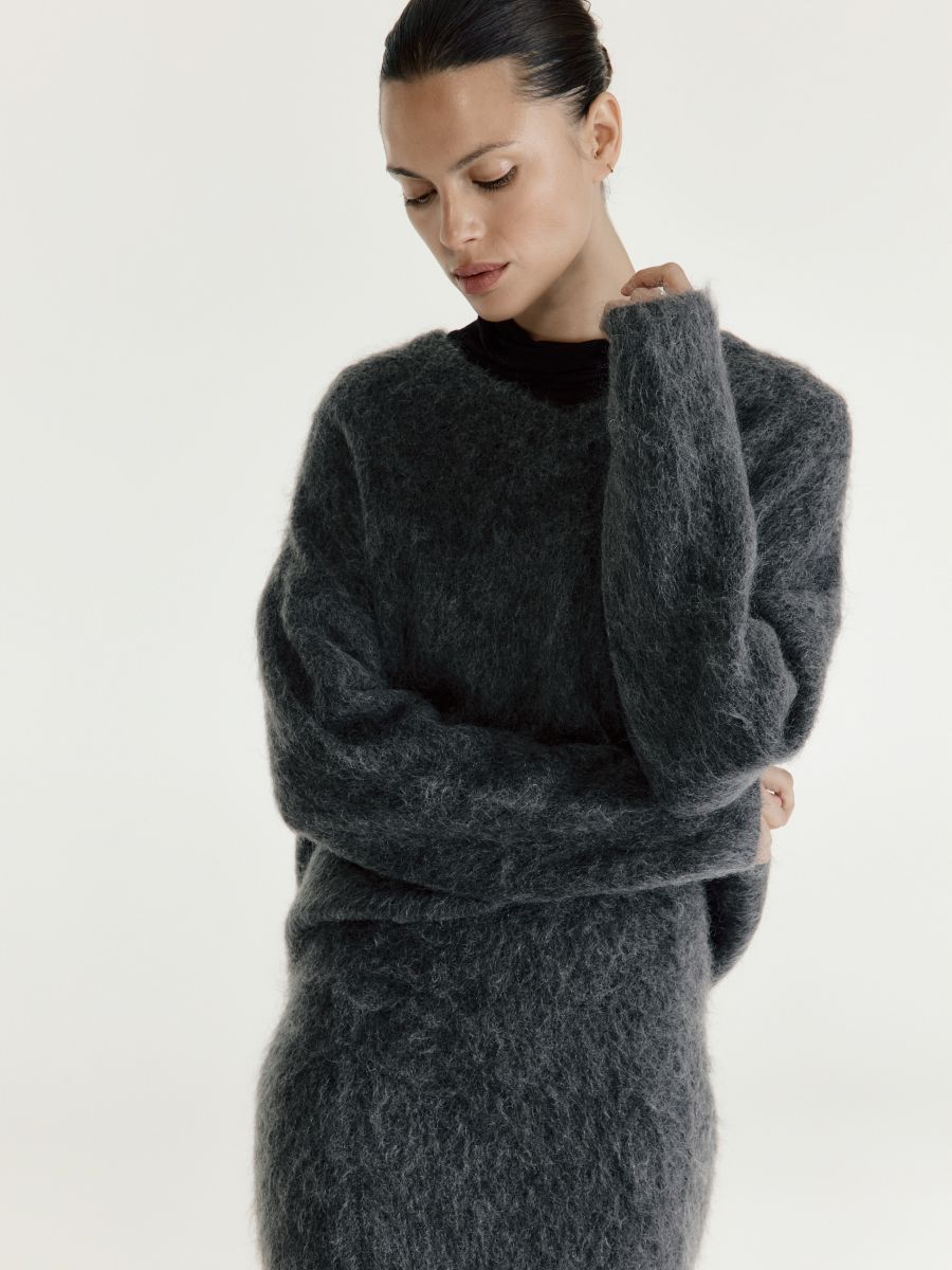 Pulover cu adaos de lână și mohair - gri-închis - RESERVED