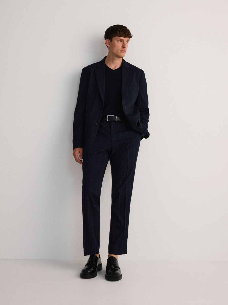 Suit trousers with pressed crease - navy - RESERVED