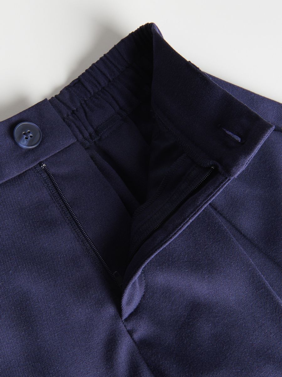 Pleated shorts - navy - RESERVED - 5