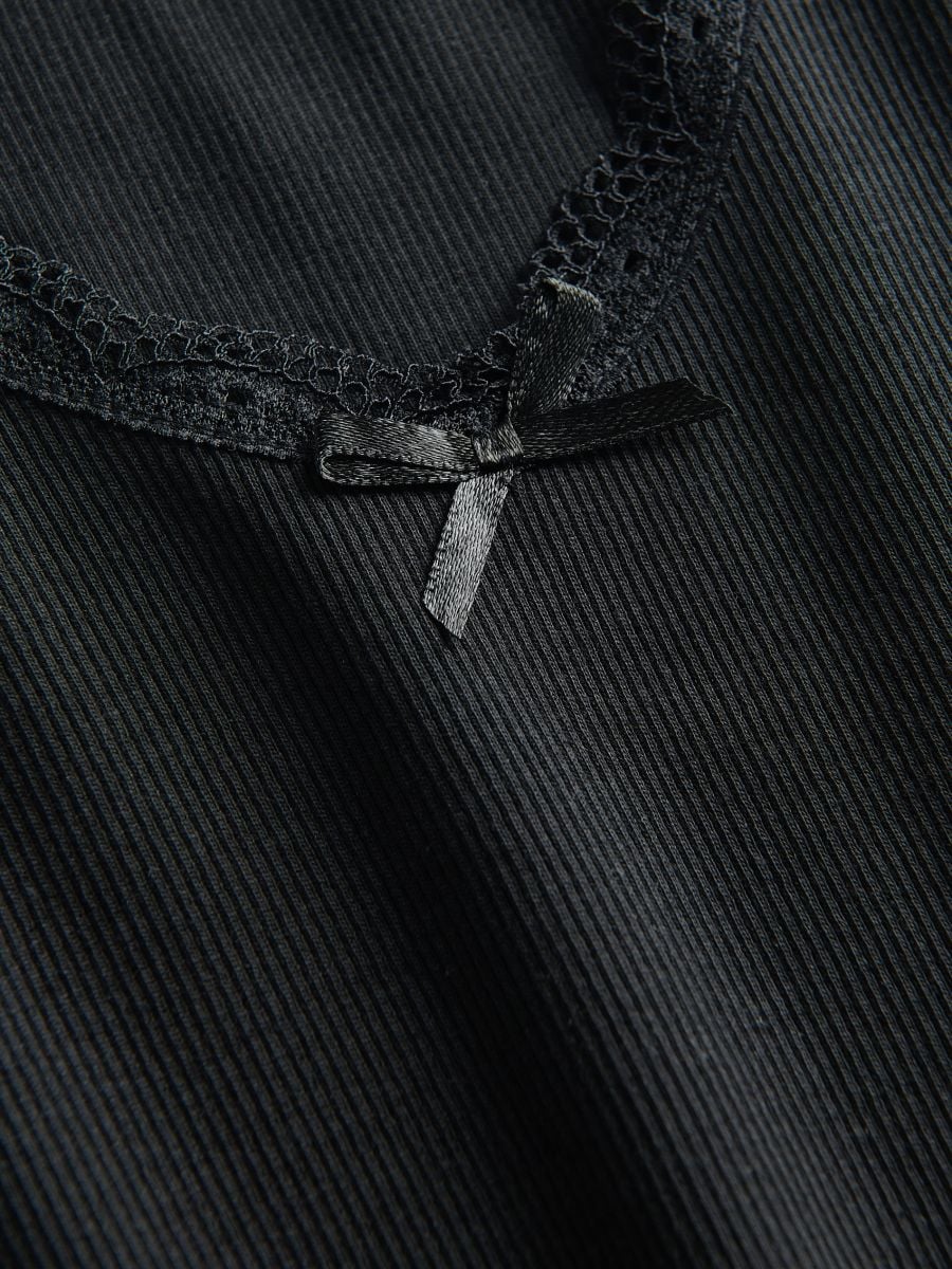 T-shirt with with bow detail - black - RESERVED - 2