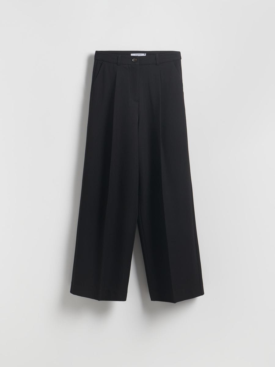 Loose trousers with crease - black - RESERVED