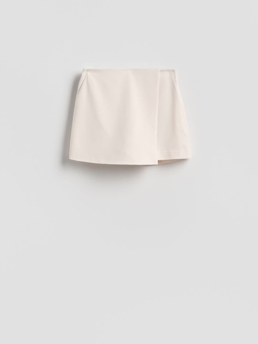 Skort in viscose blend - cream - RESERVED
