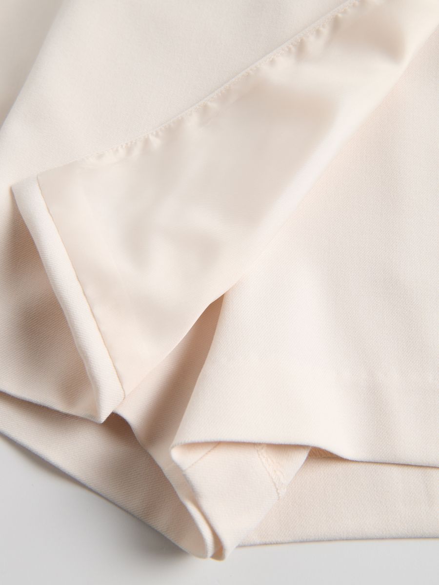 Skort in viscose blend - cream - RESERVED - 2