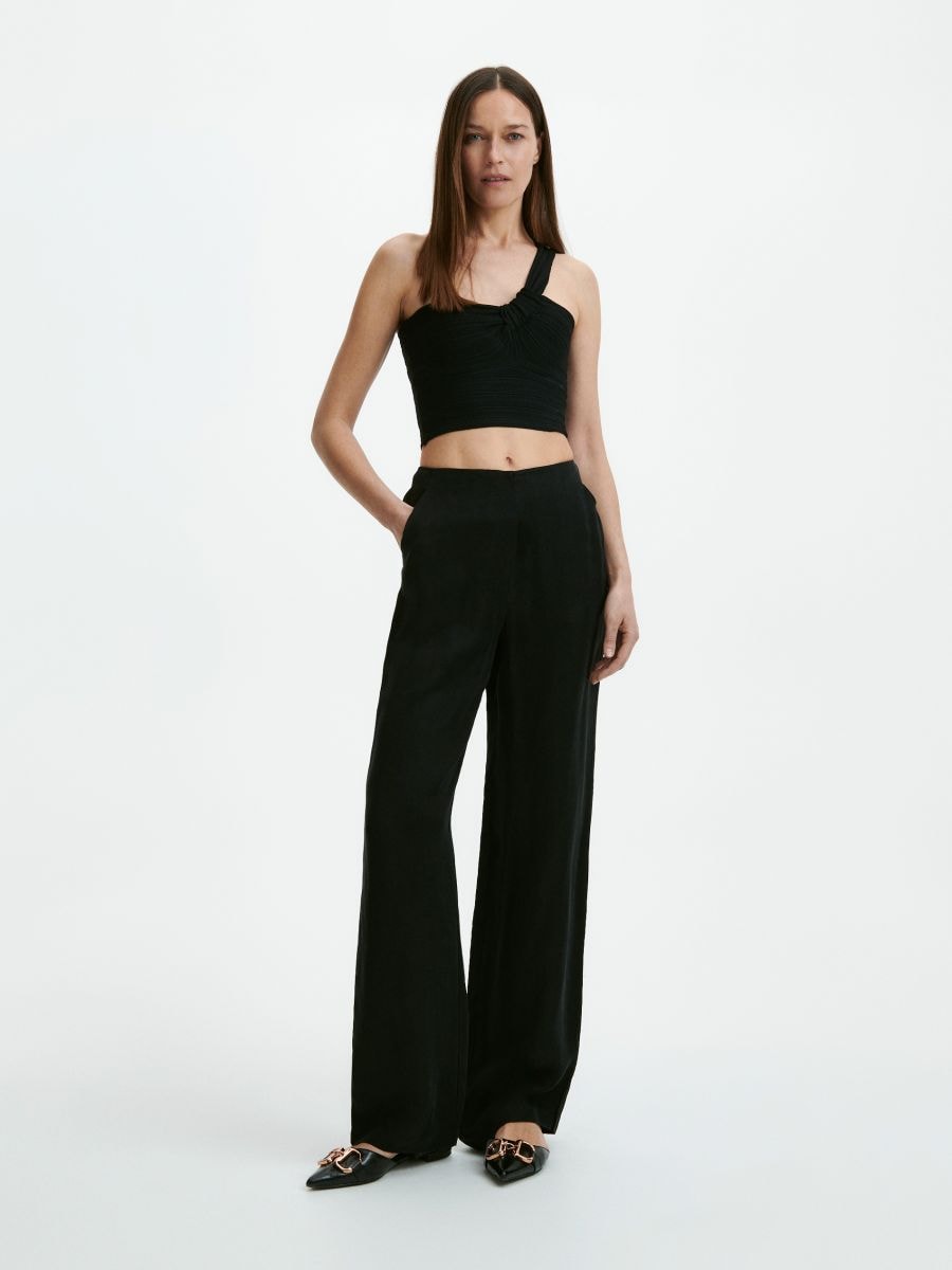 Rebrasti crop top - crno - RESERVED - 2