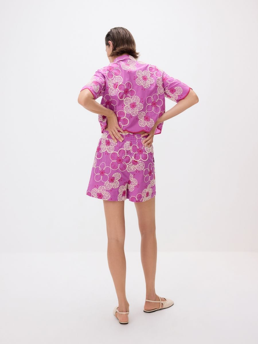 Shorts with embroidered pattern - multicolor - RESERVED - 4