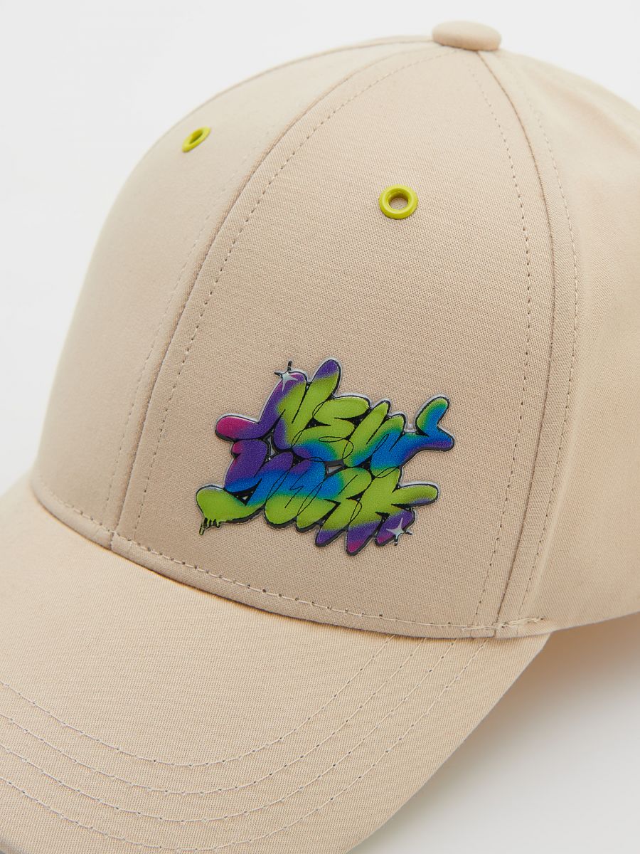 Cap with appliqué - nude - RESERVED - 2